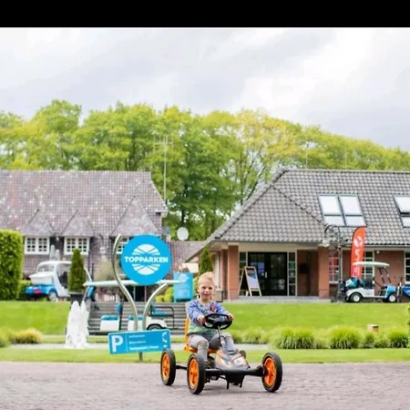 Chalé Chalet Aan De Rand Van Het Bos Topparken